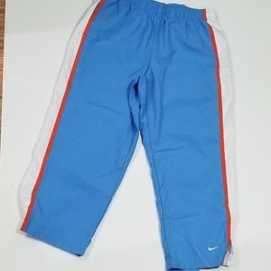 Nike cropped athletic pants size small
